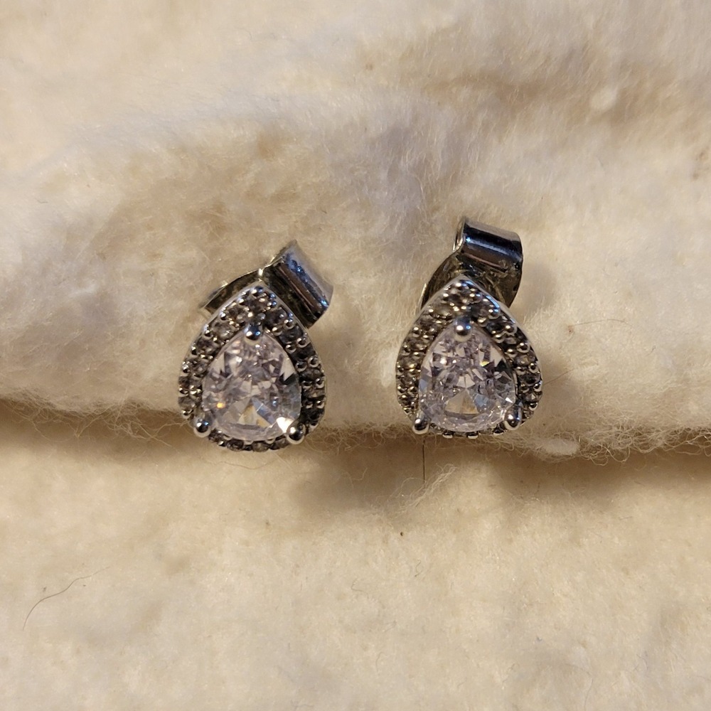 Unsigned Cubic Zirconia‎ CZ Silver Tone Teardrop Halo Stud Pierced .25" Earrings